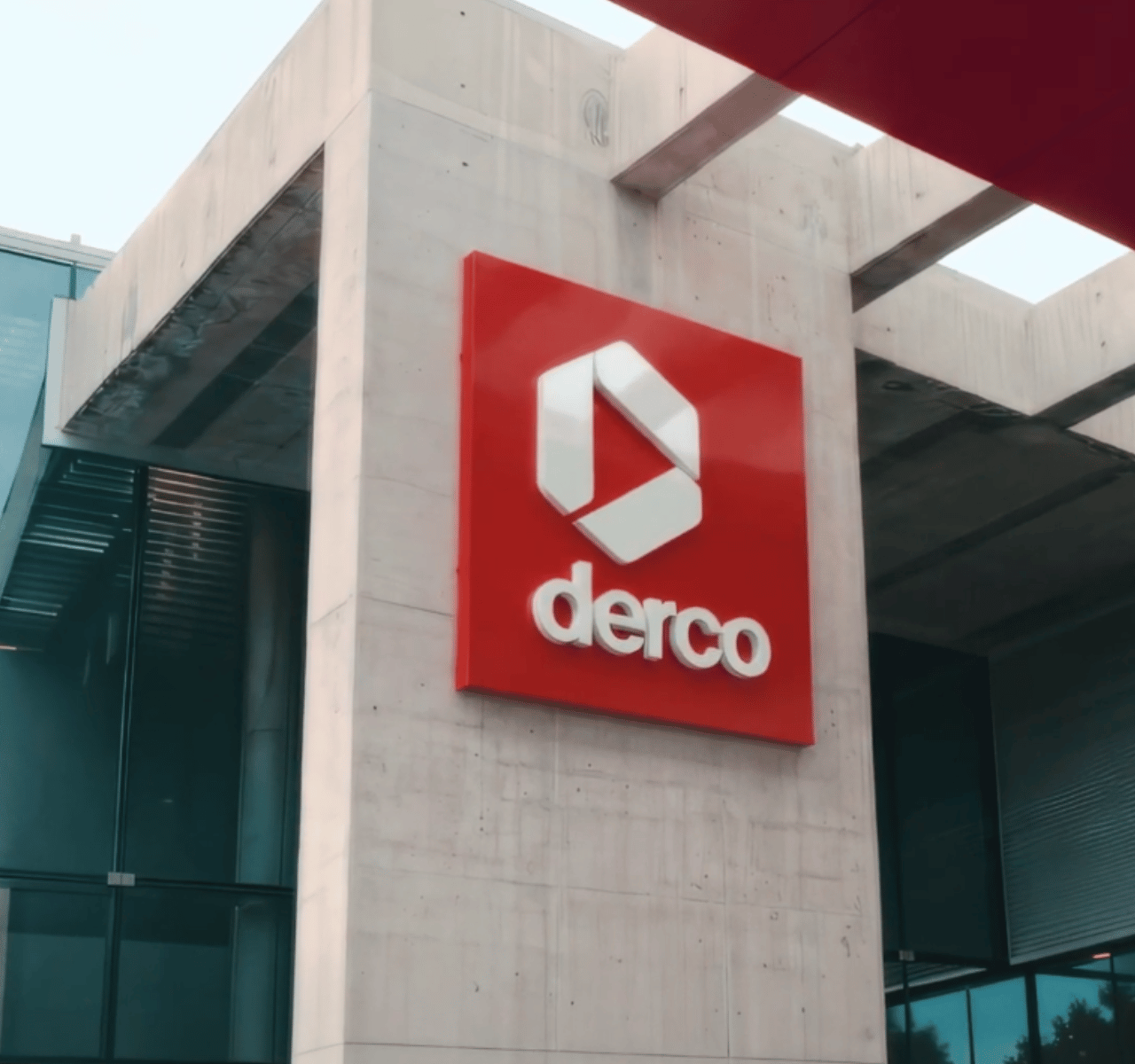 Derco presenta nueva identidad de marca y renueva propuesta de experiencia para sus clientes en Chile