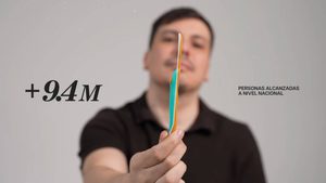 Influencers
Oro: “El Cepillo sin Dientes”, de Fundación Sonrisas + Inbrax